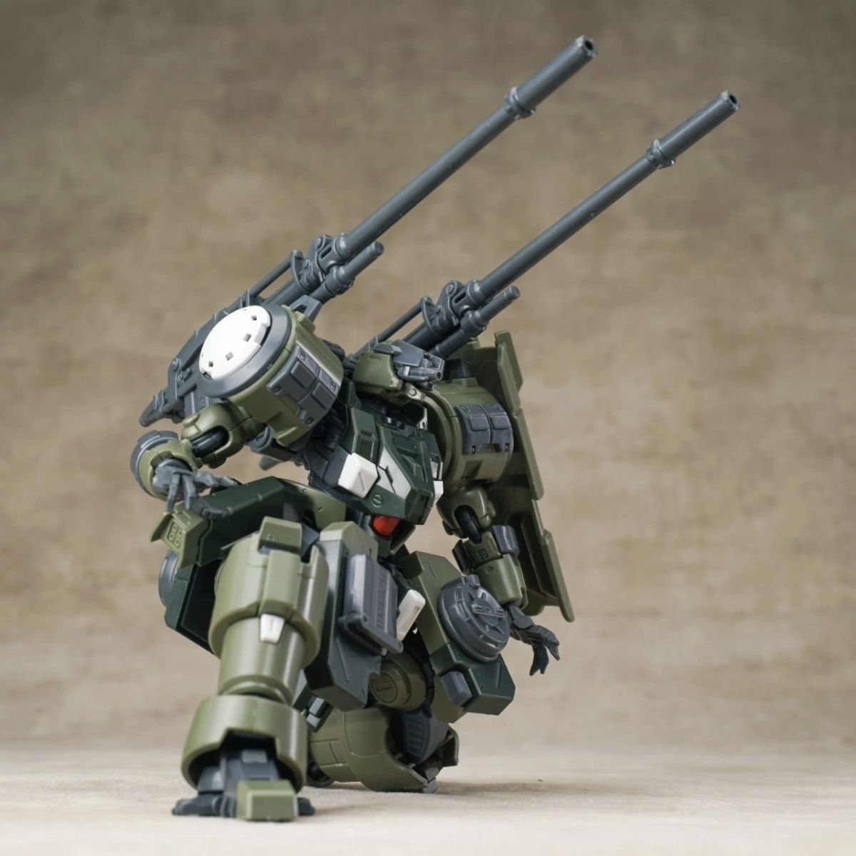 Sheik Mainland ZAROV C1 1/144  - Heavy Equipment Games reseña y precio